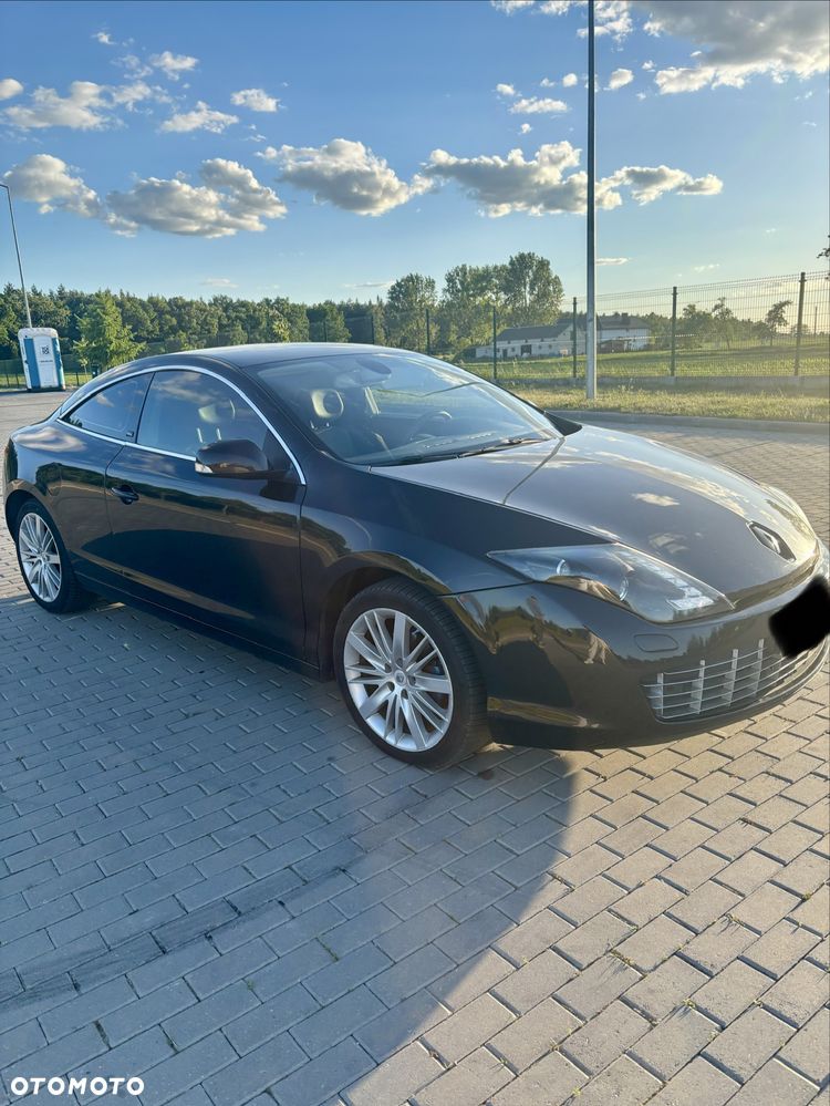 Renault Laguna - 1