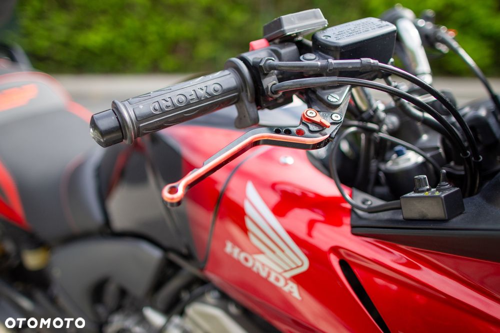 Honda CBF - 8