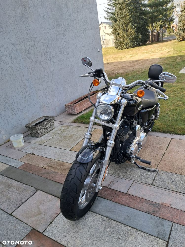 Harley-Davidson Sportster Custom 1200C - 5