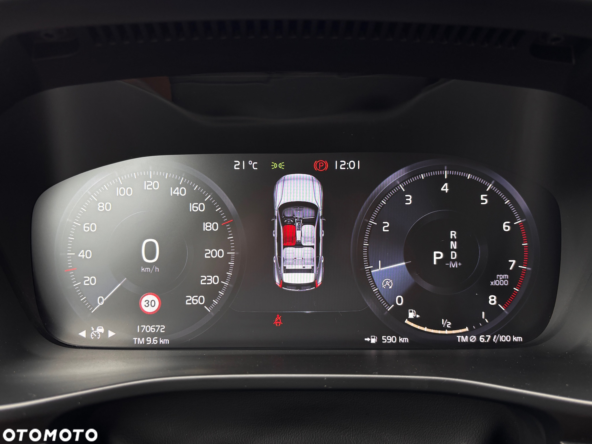 Volvo XC 40 T3 Geartronic Momentum Pro - 18