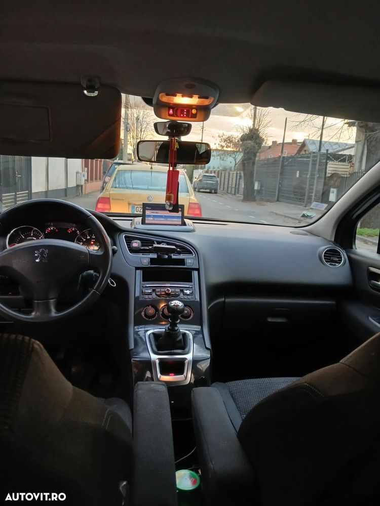 Peugeot 5008 HDI FAP 110 Business-Line - 8