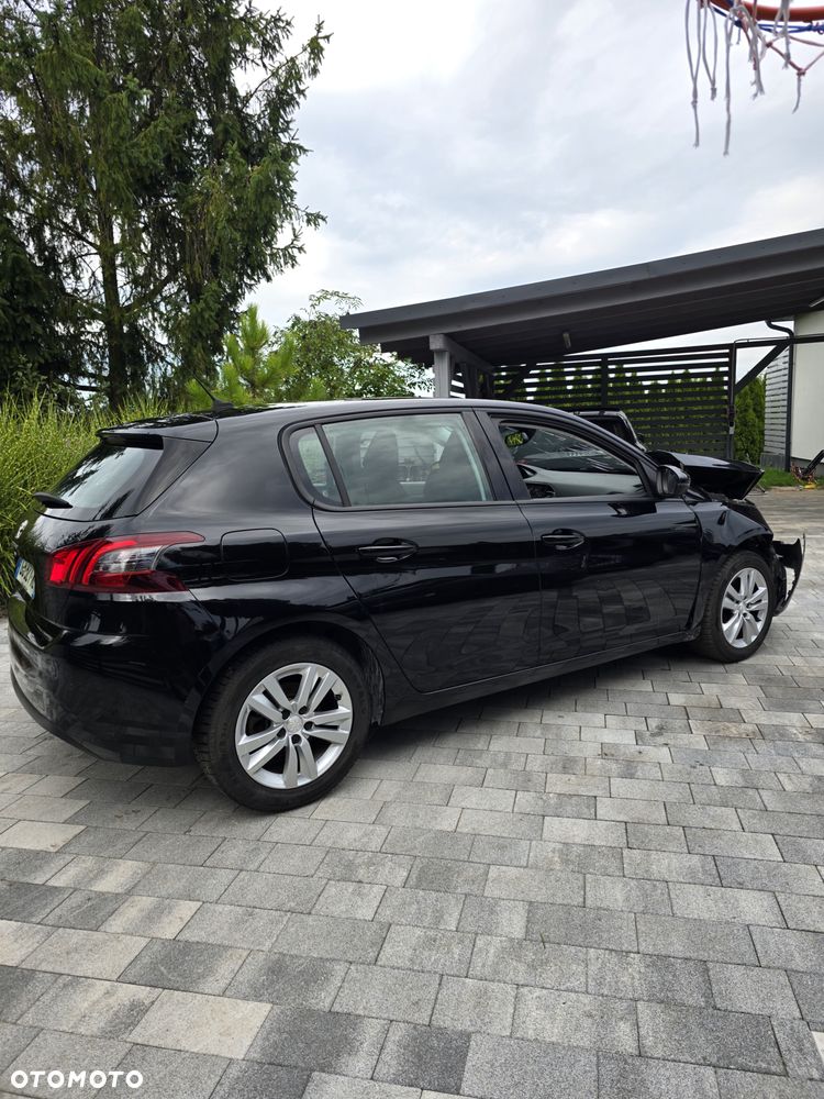 Peugeot 308 1.5 BlueHDi Allure S&S EAT8 - 9