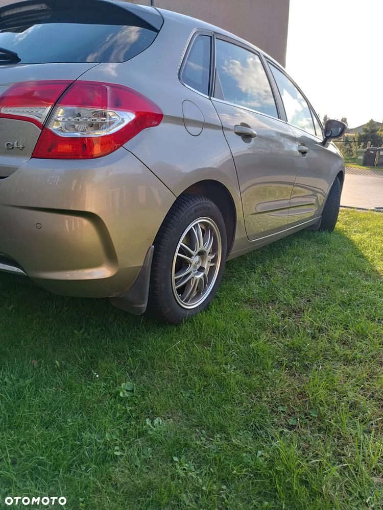 Citroën C4 1.6 VTi Attraction - 9