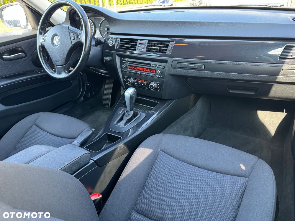 BMW Seria 3 318d DPF Edition Lifestyle - 8
