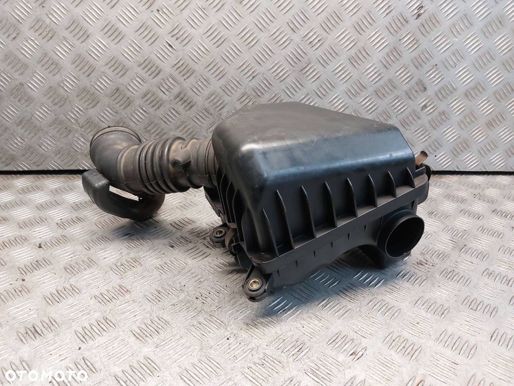OBUDOWA FILTRA POWIETRZA RURA DOLOT HYUNDAI MATRIX I 1.6 16V - 2