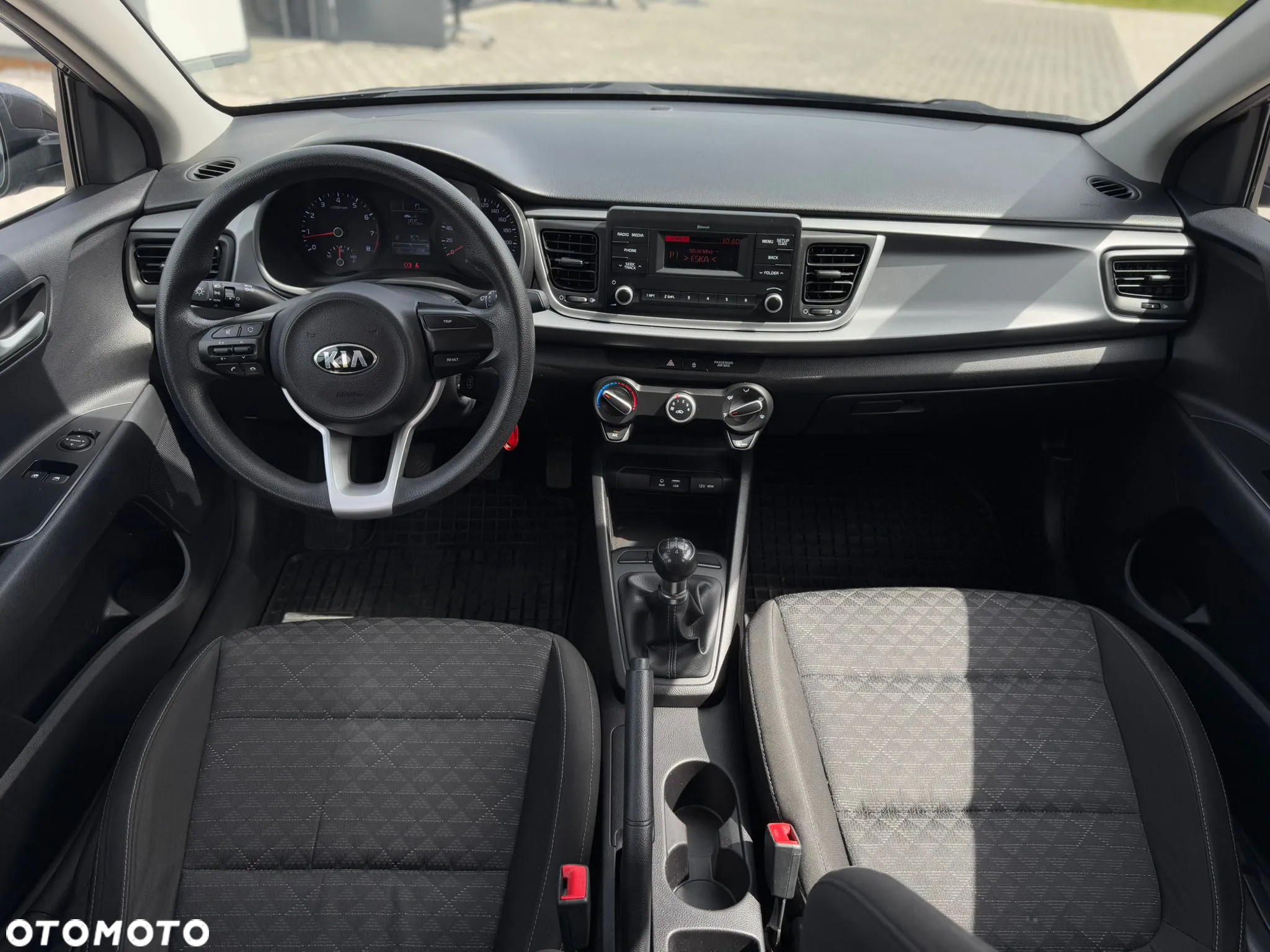 Kia Rio 1.2 M - 9