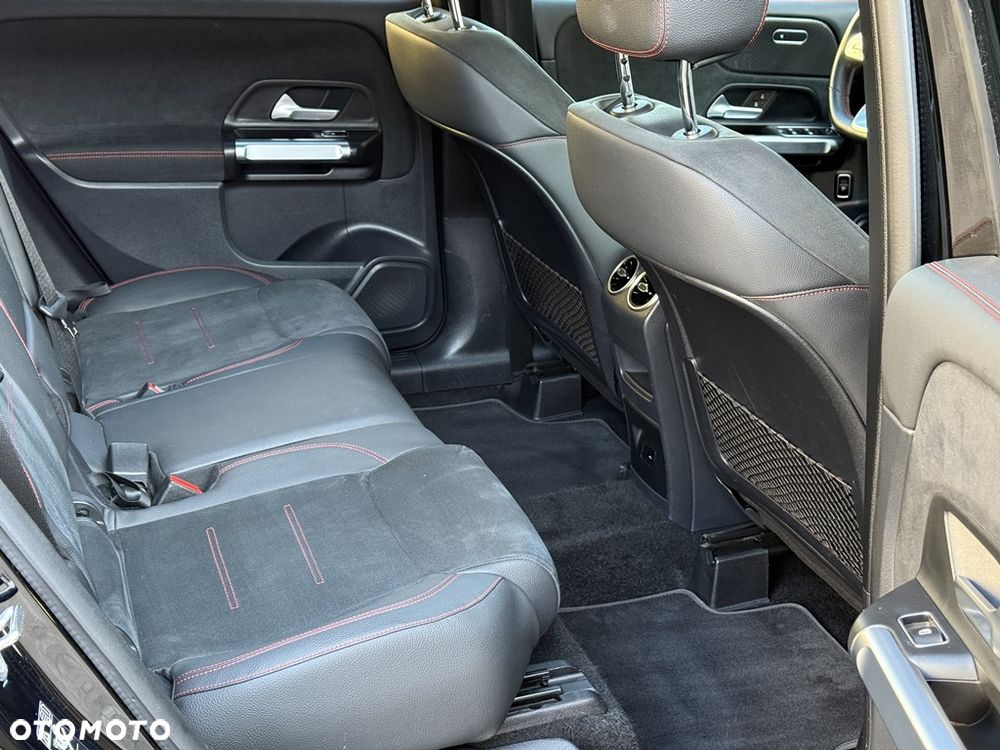 Mercedes-Benz GLB 200 d 8G-DCT AMG Line - 33