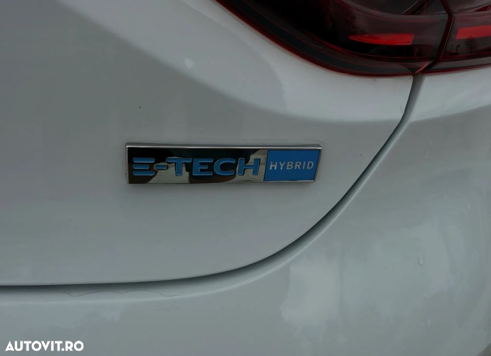 Renault Clio V E-Tech 145 Evolution - 10