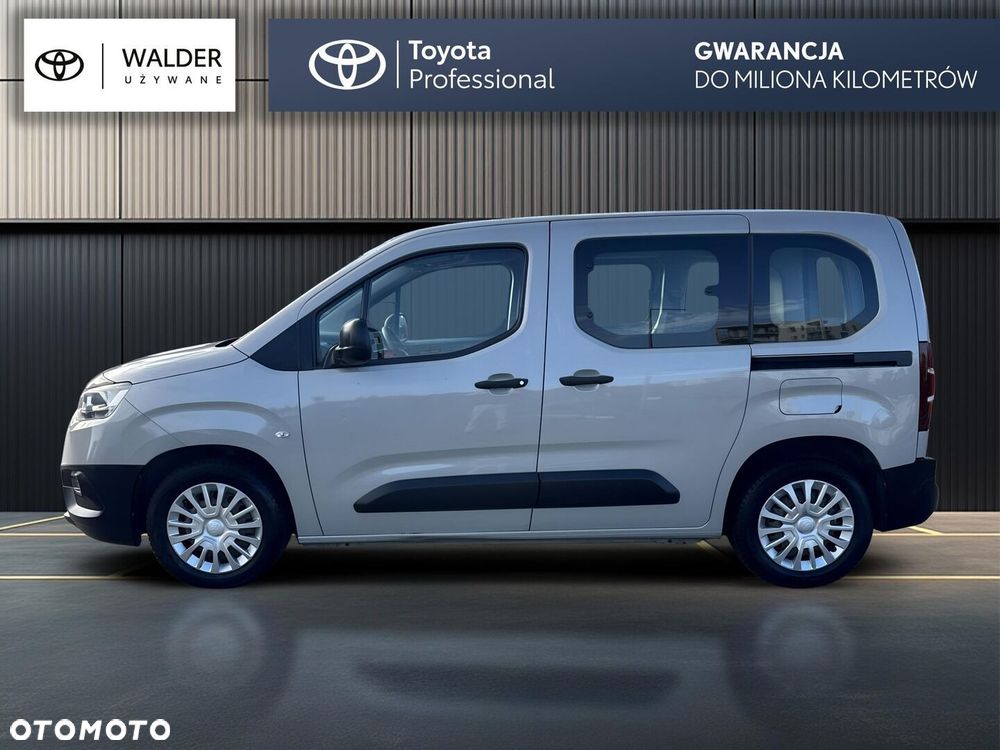 Toyota Proace City Verso 1.5 D-4D Combi - 11
