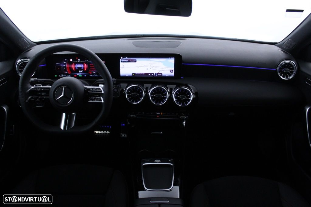 Mercedes-Benz A 250 e AMG Line - 18