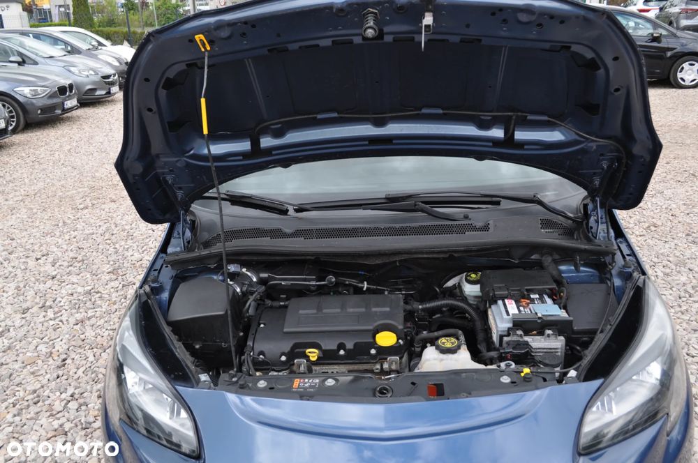 Opel Corsa 1.4 Cosmo - 22