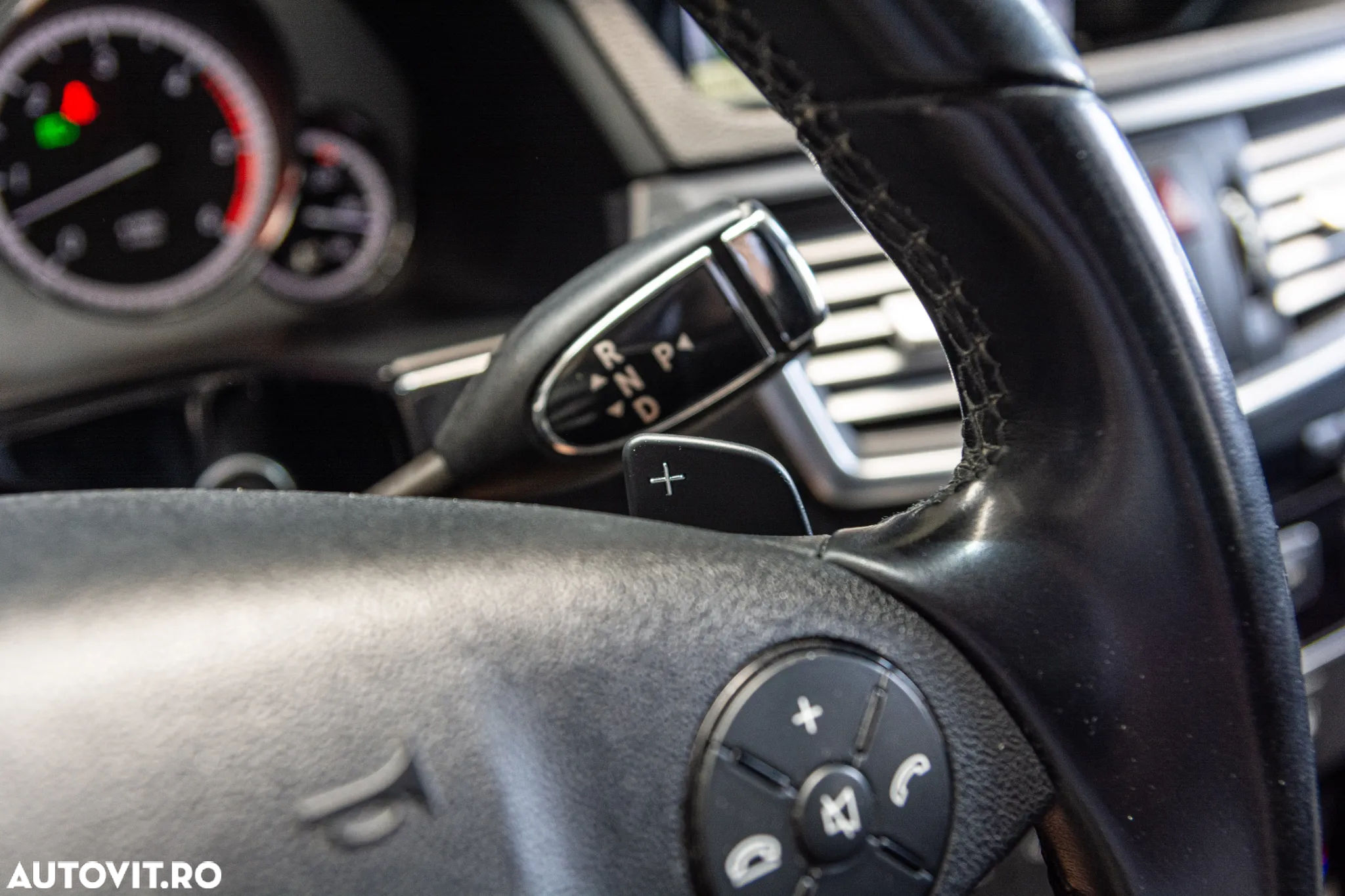 Mercedes-Benz E 300 CDI BlueEfficiency Aut. - 24