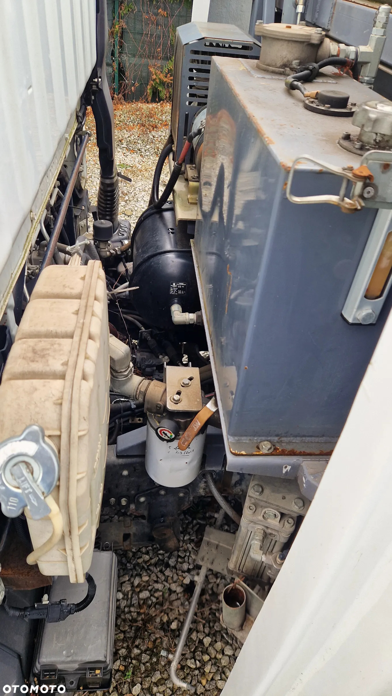 Mitsubishi Canter - 12