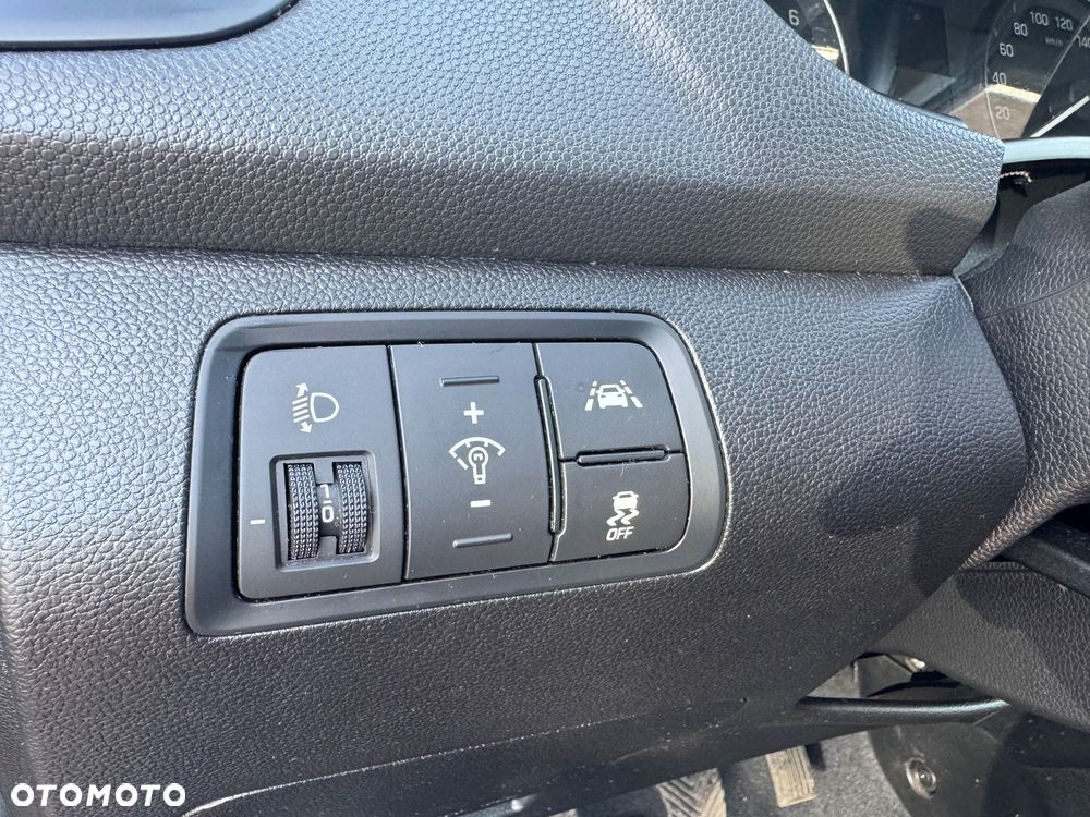 Hyundai i20 blue 1.2 YES Gold - 17