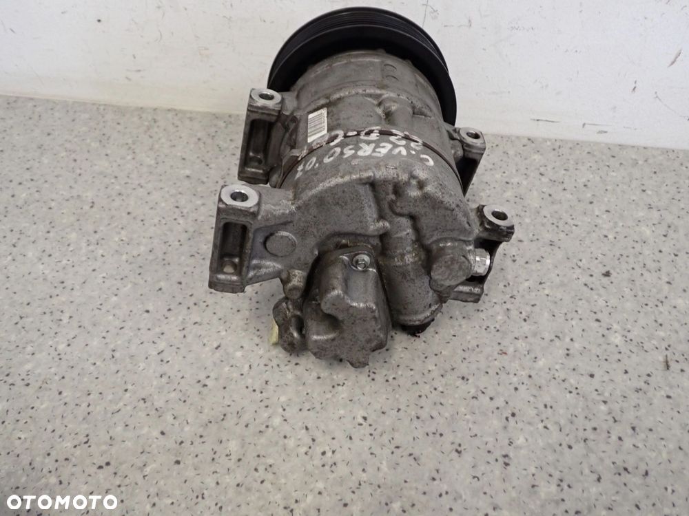 TOYOTA COROLLA VERSO 04- 2.2 D4D KOMPRESOR KLIMY D-CAT - 10