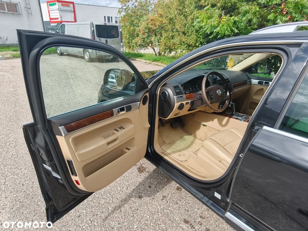 Volkswagen Touareg - 6