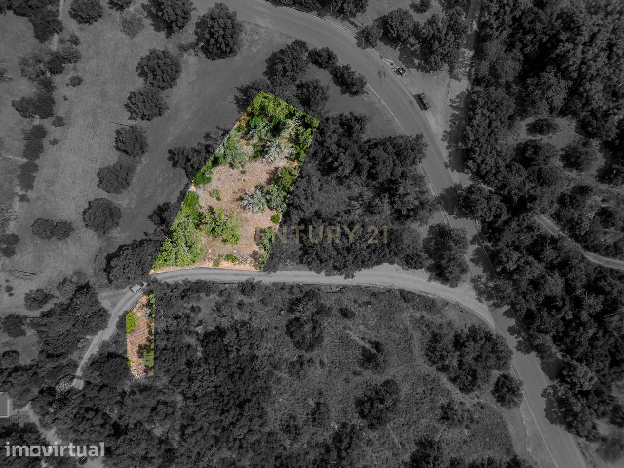 TERRENO RUSTICO EM QUERENÇA COM 1650m2 - Grande imagem: 3/13