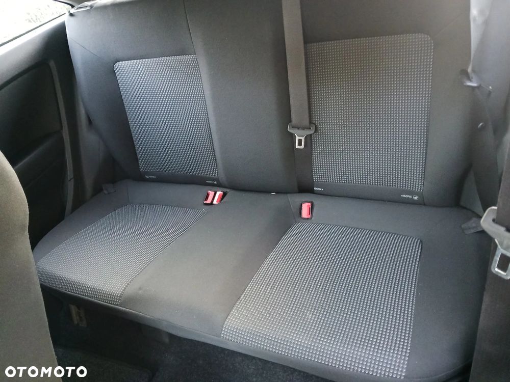Opel Corsa 1.2 16V Essentia - 8