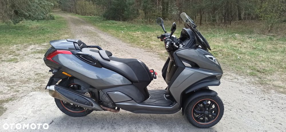 Peugeot Metropolis - 4