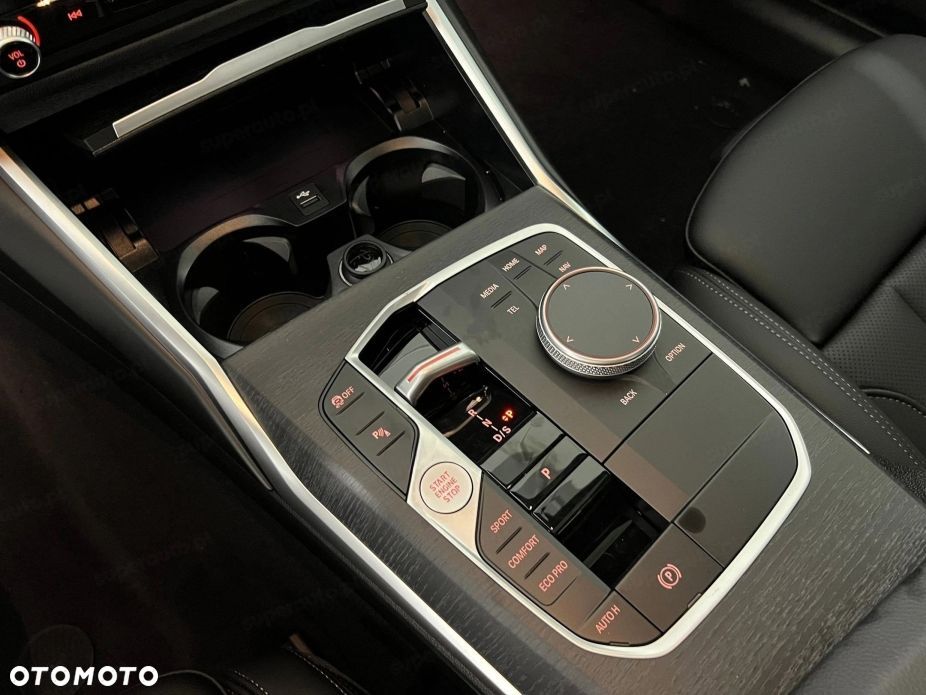 BMW Seria 3 330i xDrive M Sport sport - 15
