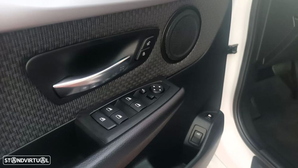 BMW 225xe Active Tourer Line Sport - 19