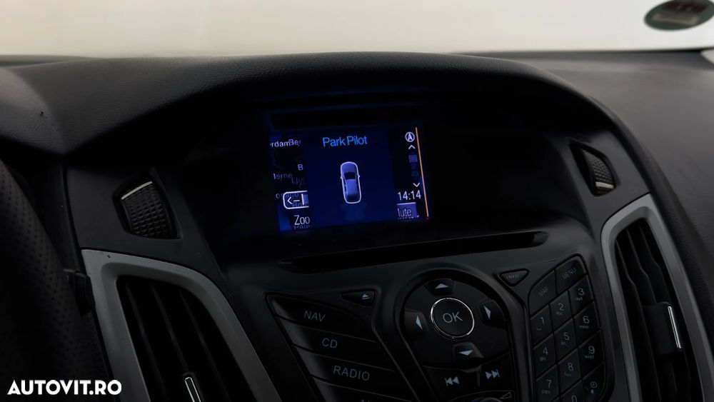 Ford Focus - 18