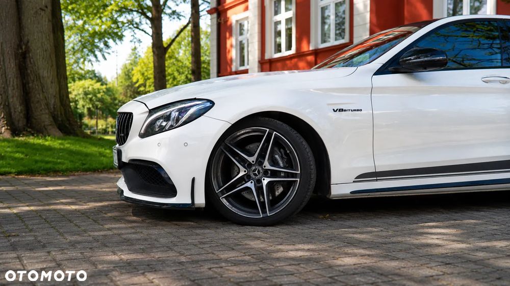 Mercedes-Benz Klasa C AMG 63 S - 2