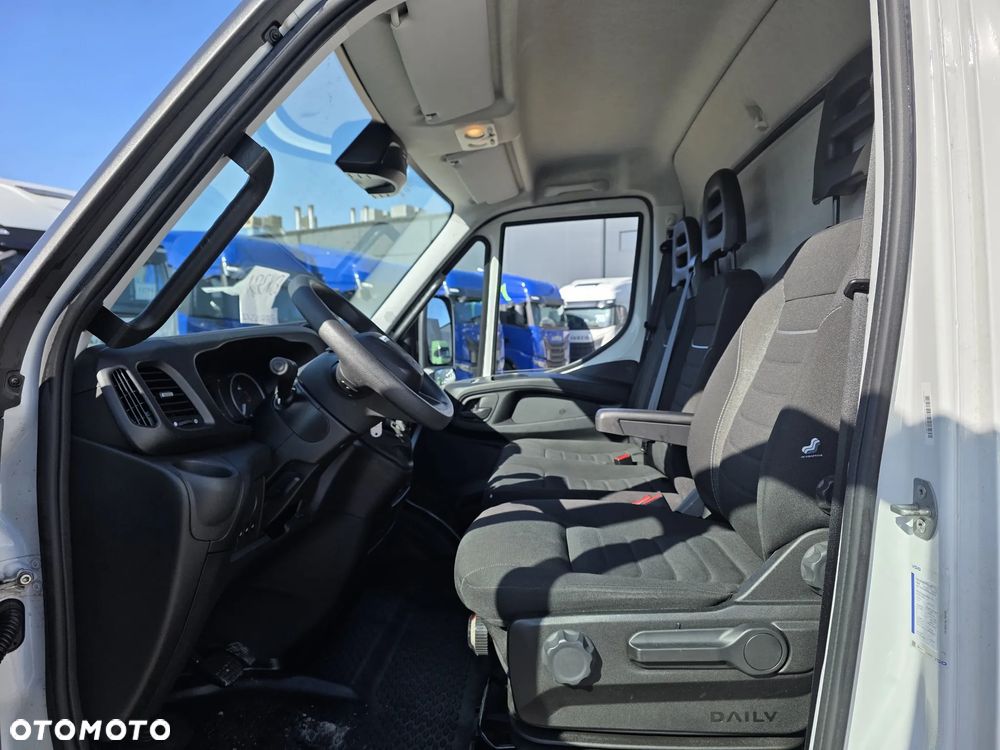 Iveco 72C18A8 Kontener Winda 15EP dmc 7200 70C18 Automat Firanka Plandeka Kabina Sypialna - 8