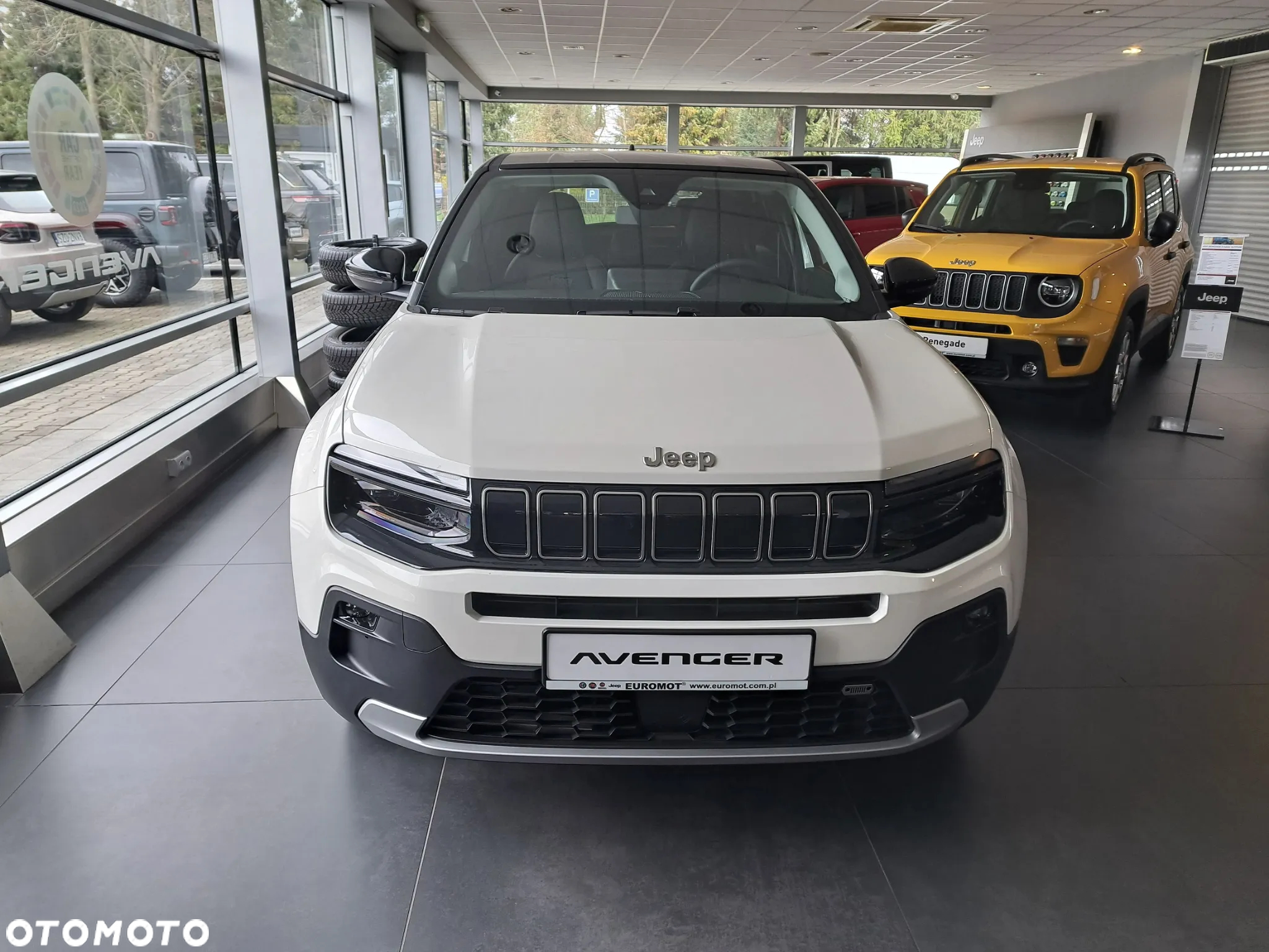 Jeep Avenger 1.2 T3 mHEV Altitude FWD eDCT6 - 4