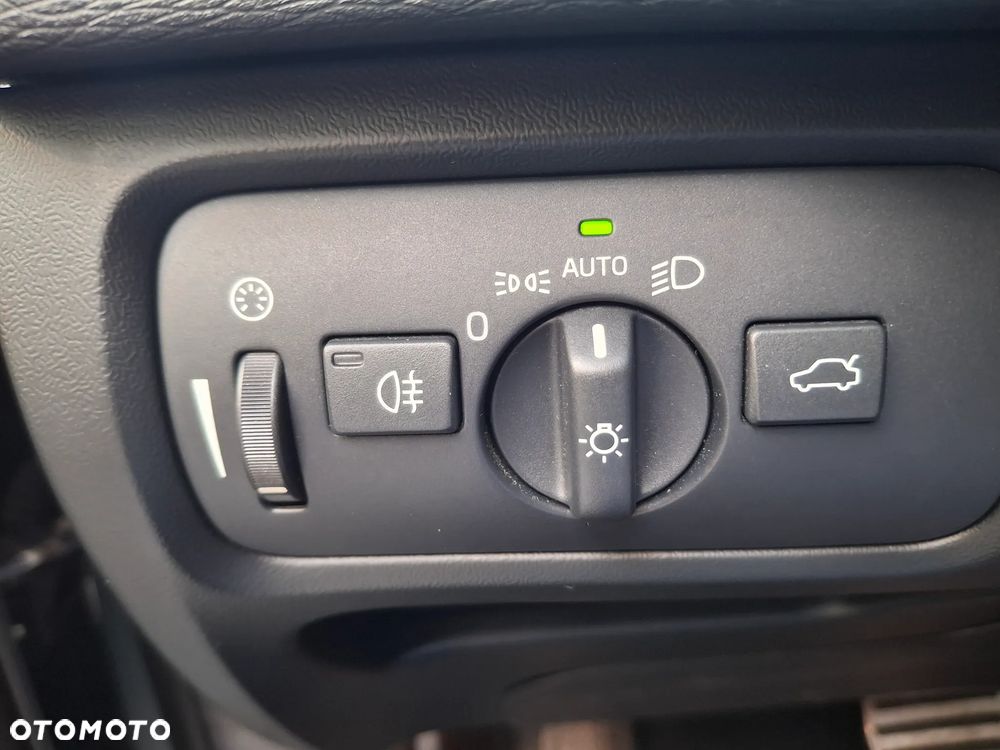 Volvo V40 - 14