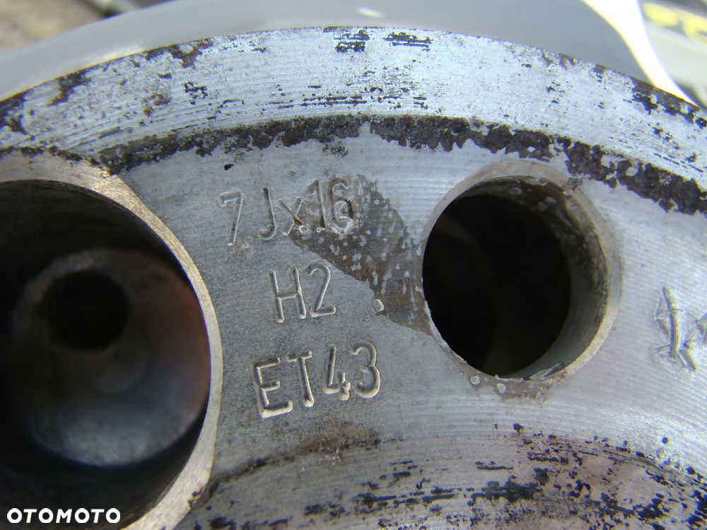 a126 5x112 VW Passat B5 B6 Golf V VI VII VIII Jetta Touran Caddy 6,5jx16 zima 205/55 - 6