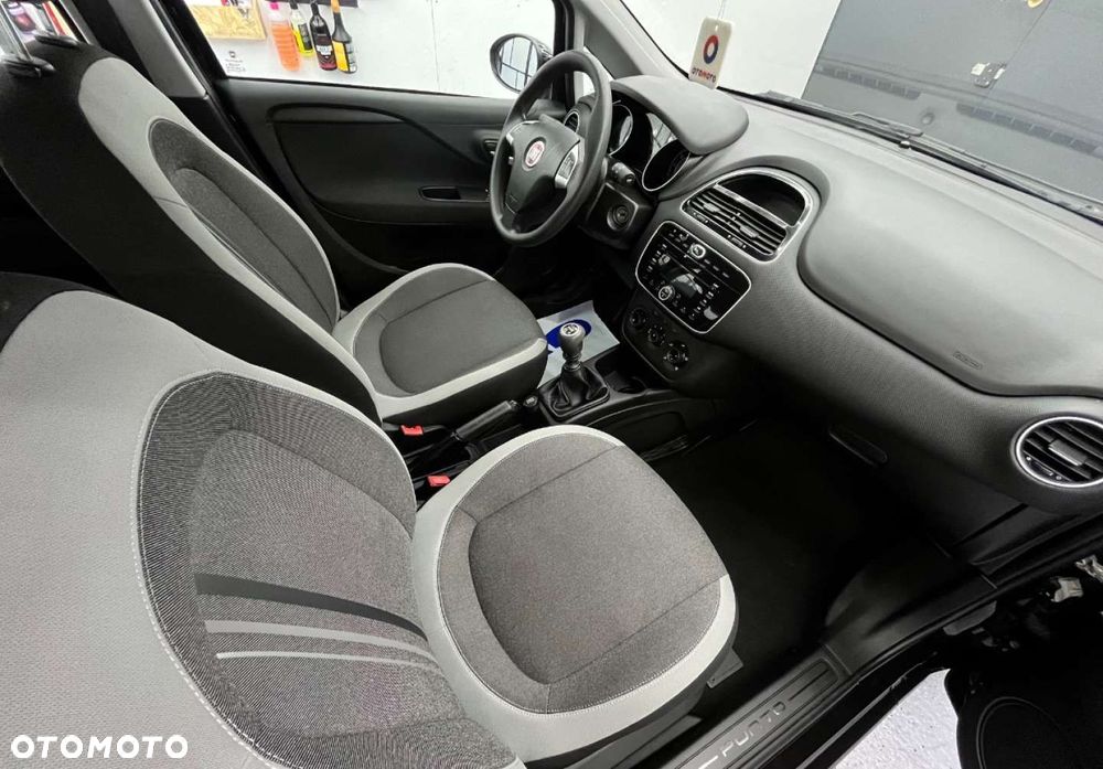Fiat Grande Punto - 21