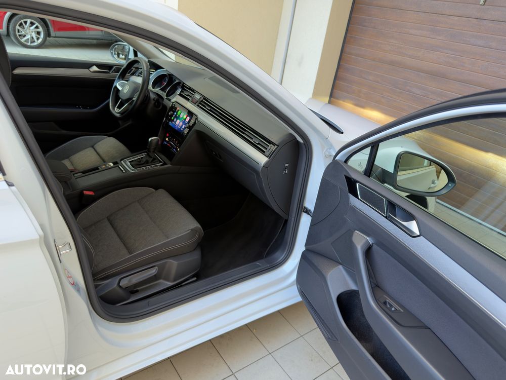 Volkswagen Passat 2.0 TDI SCR DSG Business - 24
