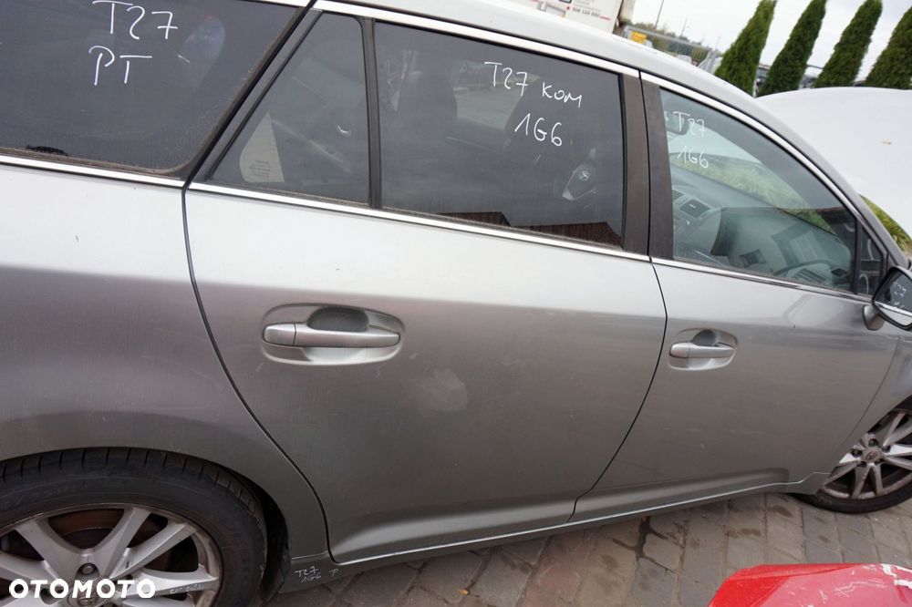 DRZWI TYLNE PRAWE AVENSIS III T27 PH1 KOMBI 1G6  SZARY TOYOTA 2009-2011 - 1