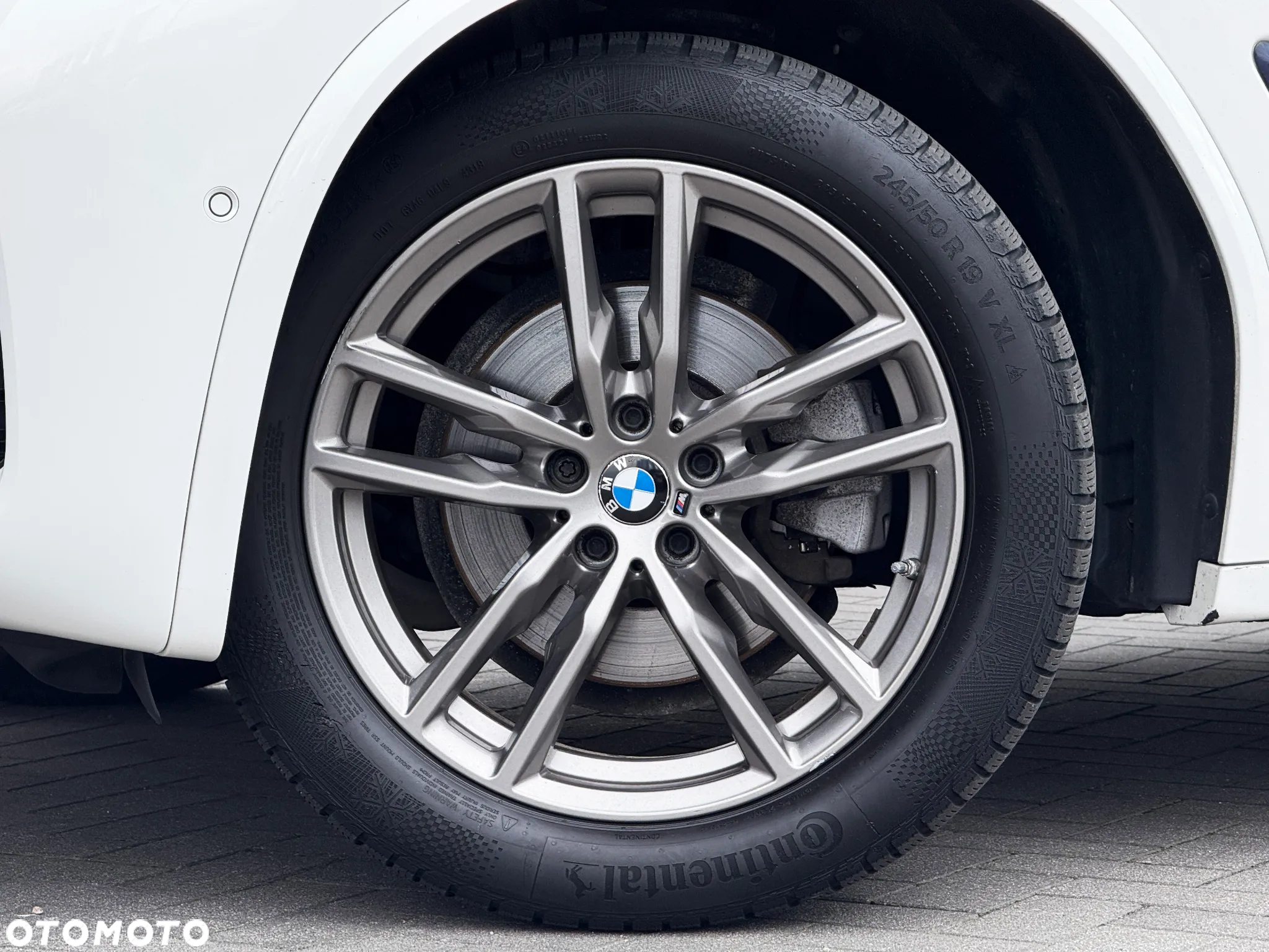 BMW X3 xDrive20d - 14