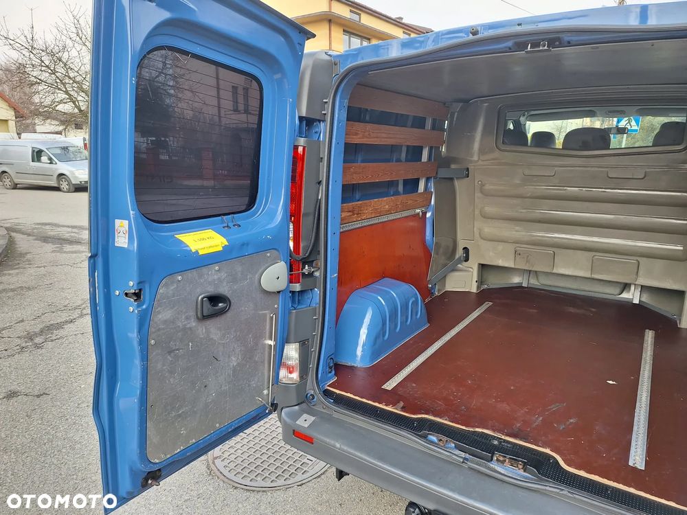 Renault Trafic - 27