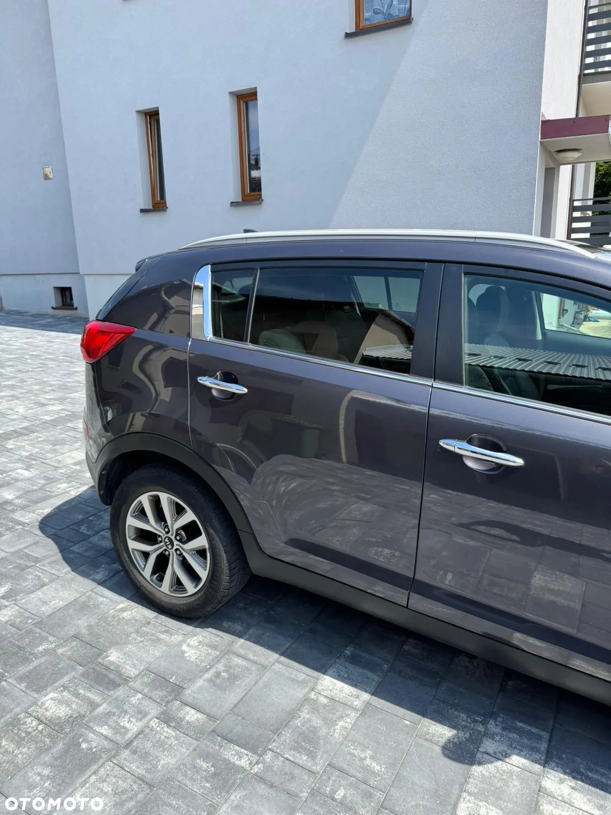 Kia Sportage - 10