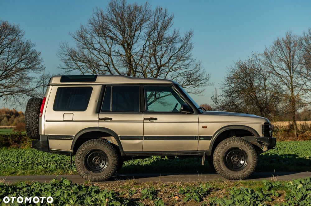 Land Rover Discovery - 4