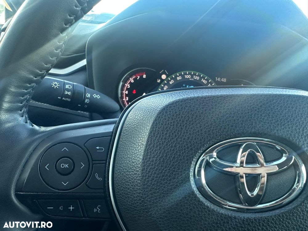 Toyota RAV4 2.0P CVT AWD Luxury - 9