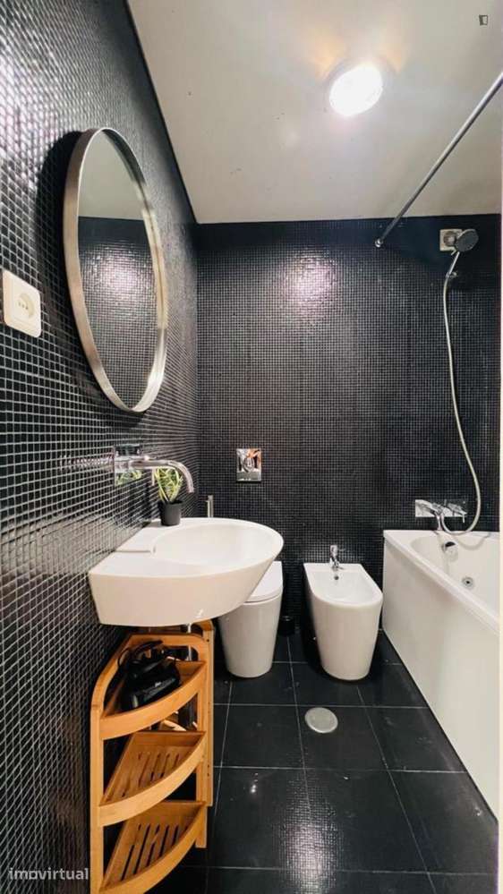 Quarto - localizado em Olivais Coimbra - Grande imagem: 3/13