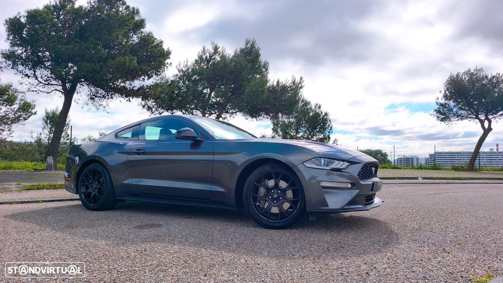 Ford Mustang 2.3i EcoBoost - 4