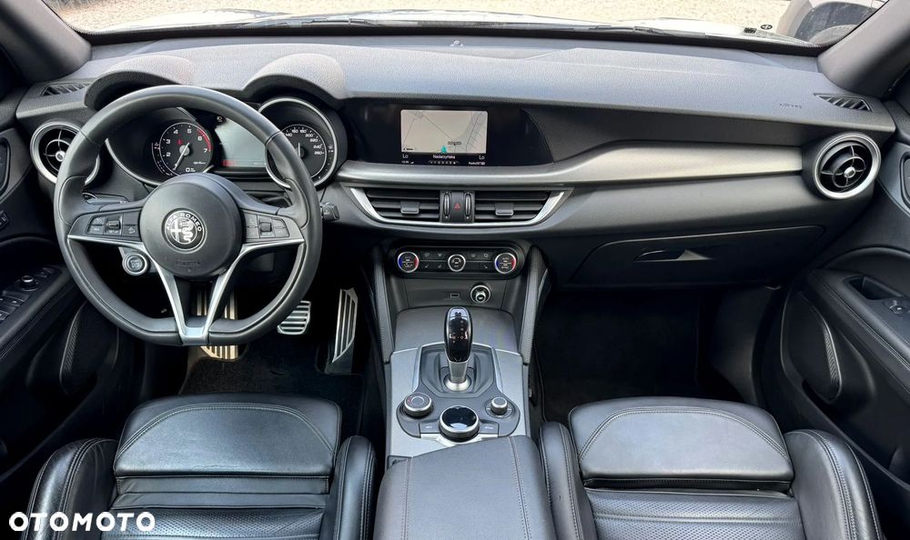 Alfa Romeo Stelvio 2.0 Turbo Executive Q4 - 11