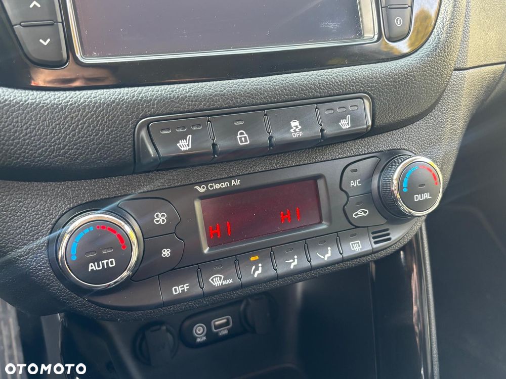 Kia Ceed 1.6 GDI Platinum Edition - 25