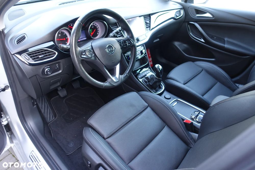 Opel Astra 1.6 D Start/Stop 120 Jahre - 3