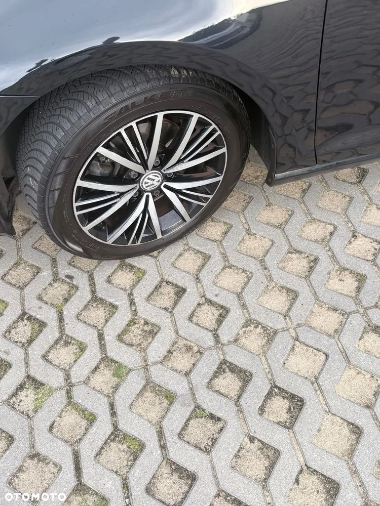 Volkswagen Golf - 9