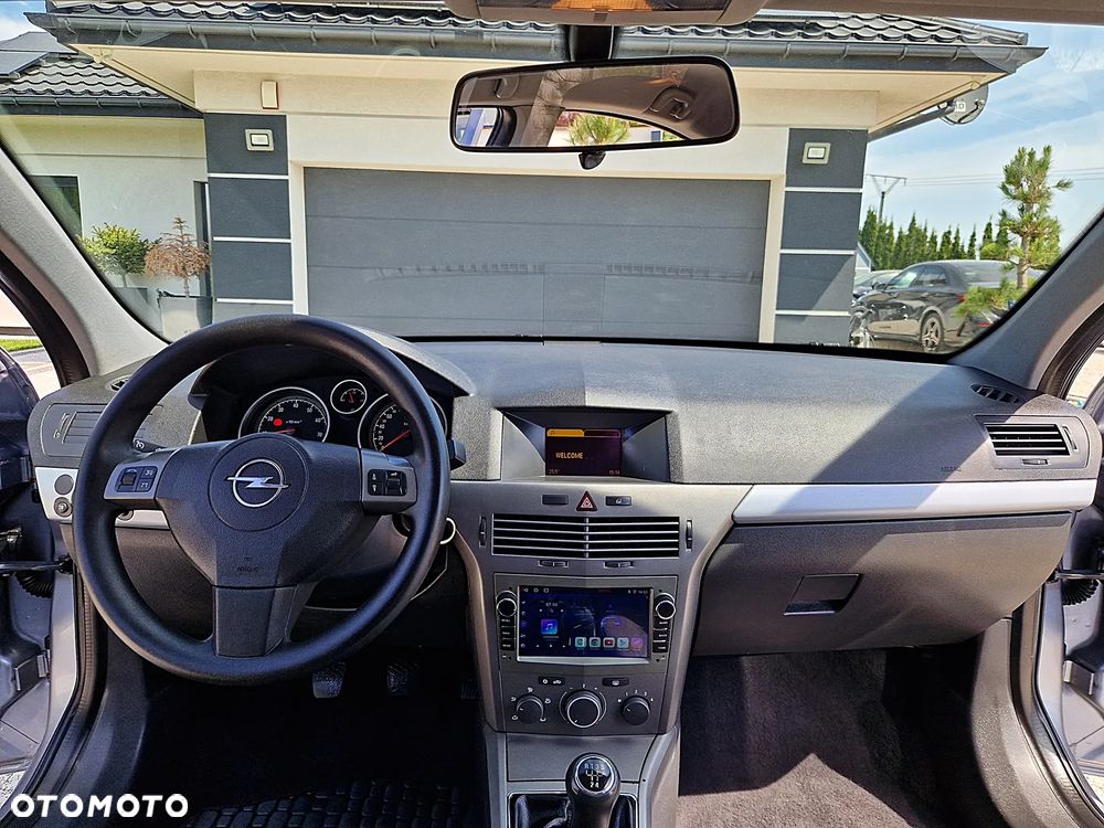 Opel Astra 1.6 Essentia - 3
