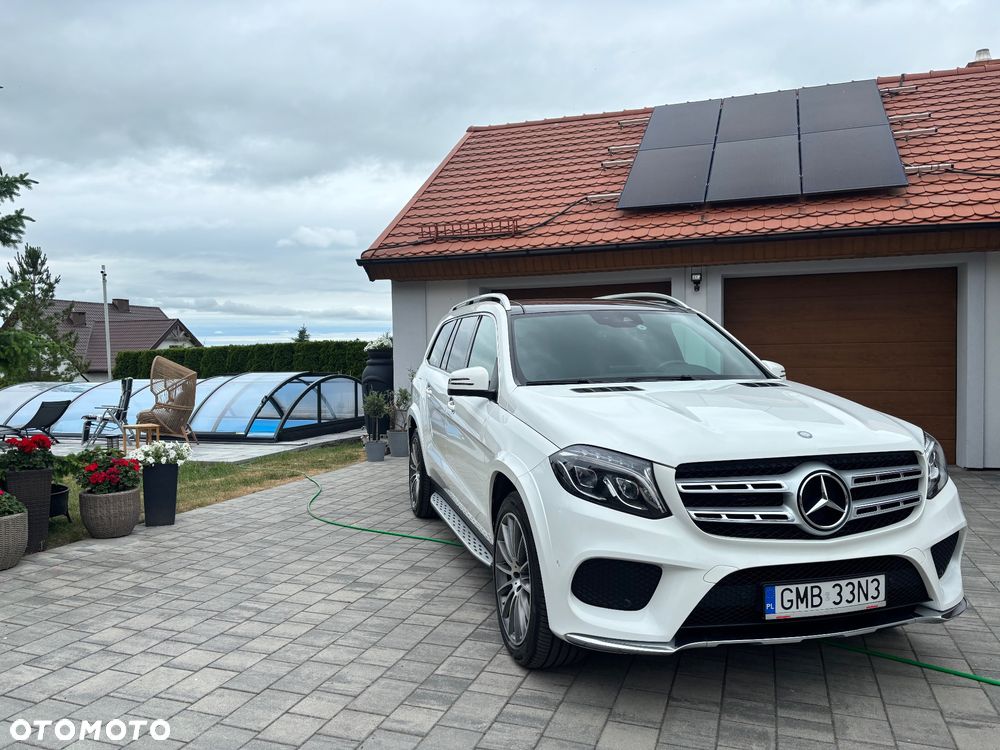 Mercedes-Benz GLS - 2
