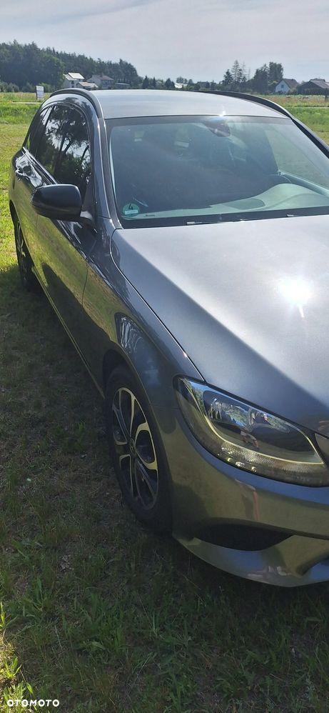 Mercedes-Benz C-Class 2019 photo 2