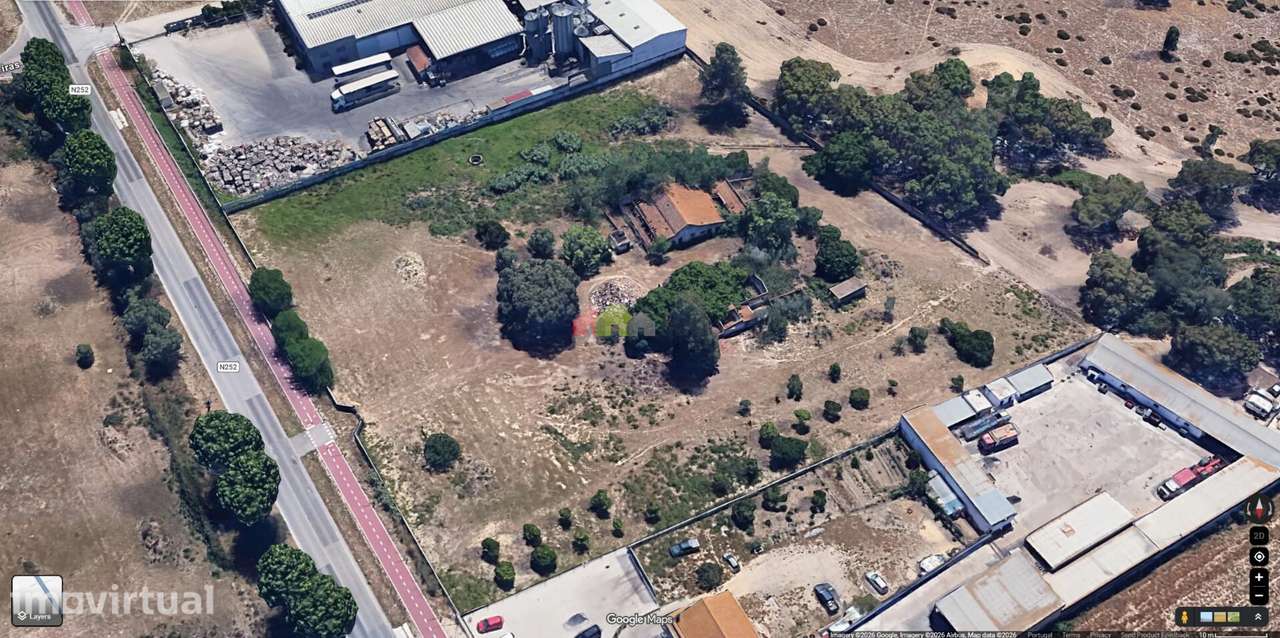 Terreno com 13.000 m2 e Alto Potencial de Construção - Grande imagem: 3/6