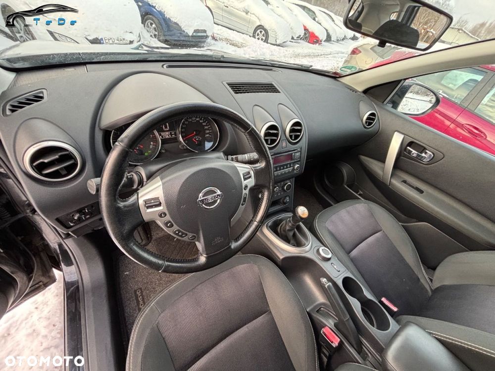 Nissan Qashqai 2.0 4x4 Tekna Premium - 15